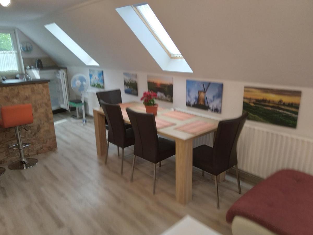 Raza Soarelui Apartament De Lux ソバタ エクステリア 写真